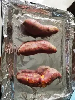 Make Roast potatoes step 3