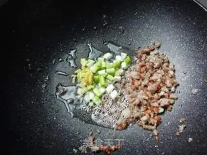Make Pumpkin burning with meat step 2