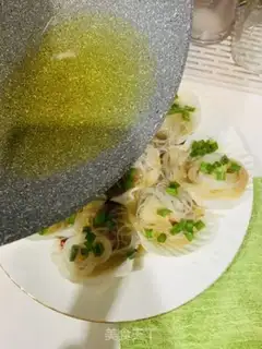 Make A fan scallop step 4