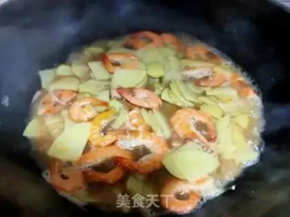 Make Crayfish and potatoes step 9