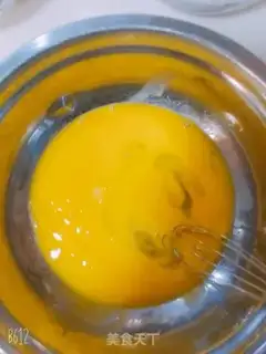 Make Red Bean Cake roll step 1