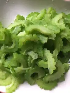 Make Bitter eggs step 1
