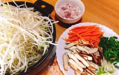 Make Spring rolls step 0