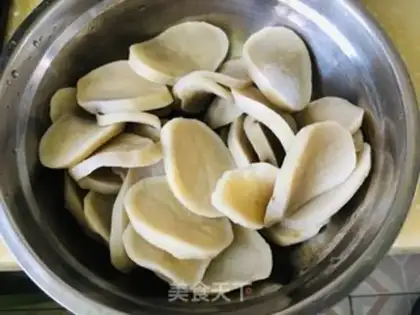 Make Potato-dry-dry-dry-chips step 1