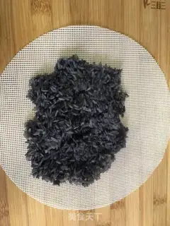 Make Sluts with white sugar step 0
