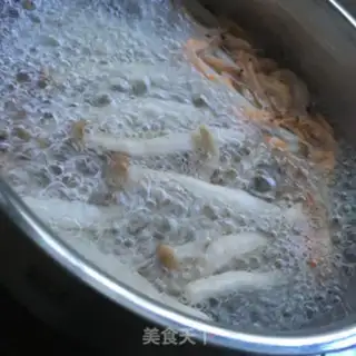 Make Crab mushroom spinach soup step 5