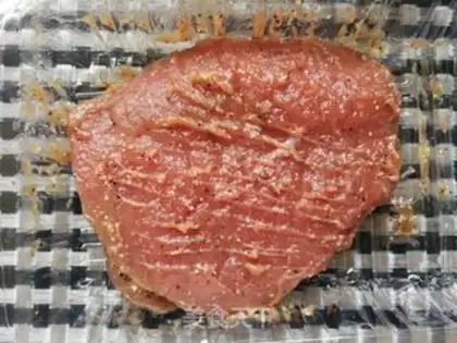 Make violet and black beef step 2