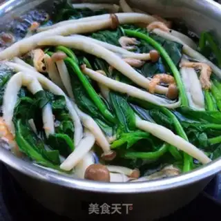 Make Crab mushroom spinach soup step 7