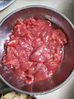 Make Tomato beef step 1