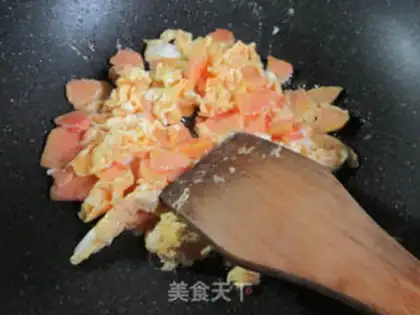 Make Pumpkin fried eggs step 4