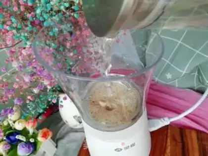 Make Black sugar rose milk tea step 5