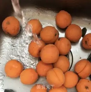 Make The almonds make cold drinks step 0
