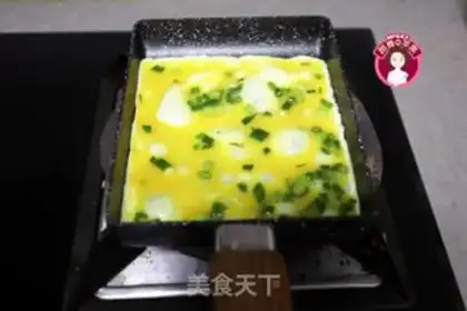 Make Onion thick egg fever step 5