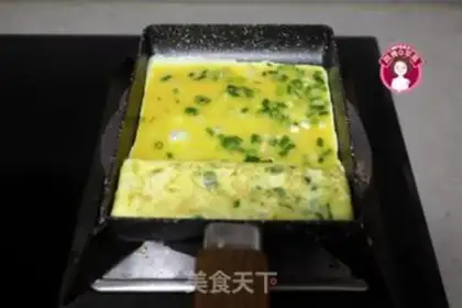 Make Onion thick egg fever step 7