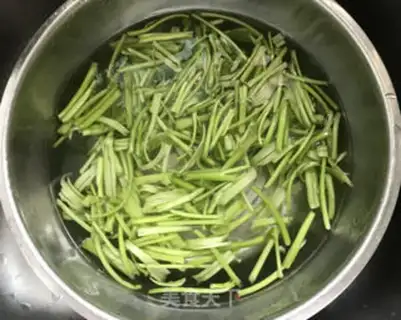 Make Garlic cabbage step 2