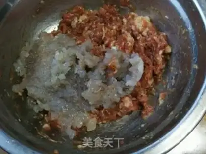 Make Shrimp insect dumplings step 2