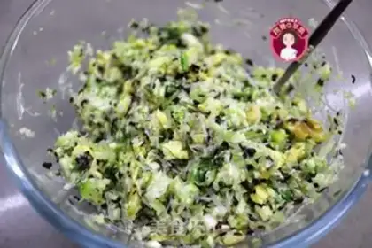Make Eggs and vegetables step 10