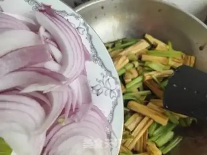 Make Scramble step 10