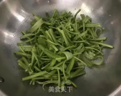 Make Garlic cabbage step 5
