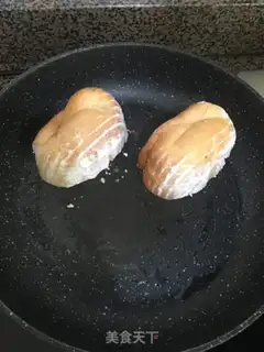 Make Korean egg-rich toast step 3