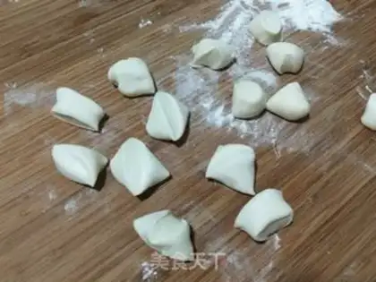 Make Shrimp insect dumplings step 7