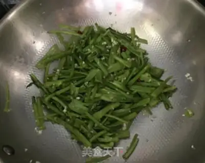Make Garlic cabbage step 8