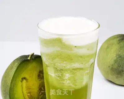 Make The emerald summer smoothies step 6