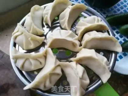 Make Shrimp insect dumplings step 9
