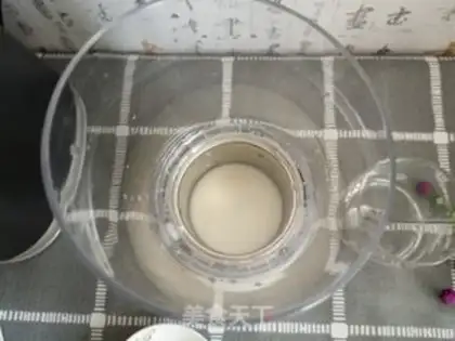 Make Homemade pearl milk tea step 3