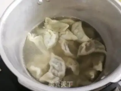 Make Shrimp insect dumplings step 10