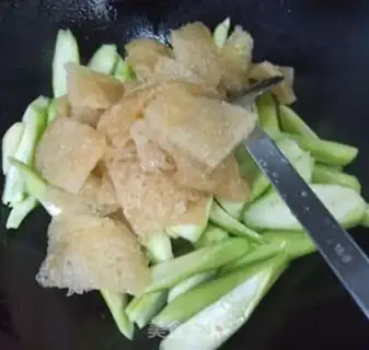 Make The guacamole step 4