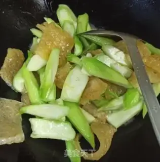 Make The guacamole step 5
