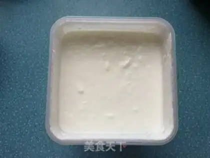 Make Peach mango yogurt bowl step 0