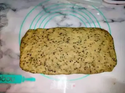 Make Sesame banana sticks step 5
