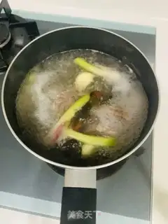 Make Fresh beef noodles step 1