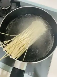 Make Fresh beef noodles step 4