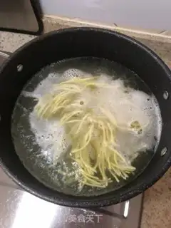 Make Korean noodles step 4