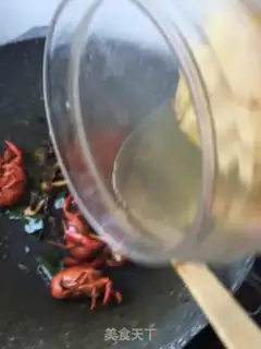 Make Spicy lobster step 19
