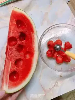 Make Watermelon ball step 1