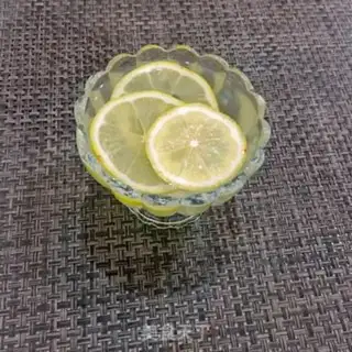 Make Ice-cold lemon honey water step 6