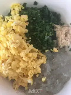 Make Cream egg fan shrimp skin step 1