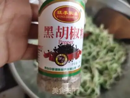 Make Jealousy bean sprouts step 5