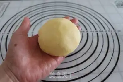 Make A turtle pineapple bag step 12