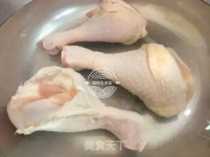 Make Black pepper chicken leg step 1