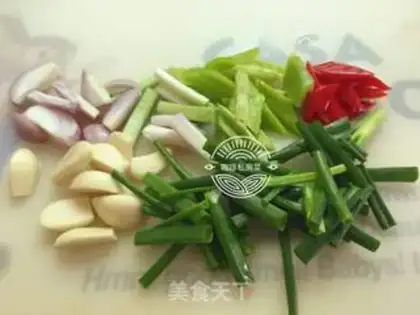 Make Five flowers for mushrooms step 4