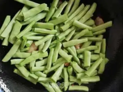 Make Four seasons of bean meat step 6