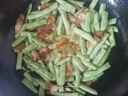 Make Four seasons of bean meat step 9