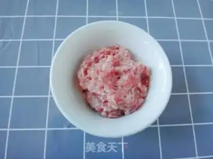 Make Mountain pasta fish step 1