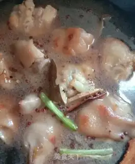 Make Red burning of pigs