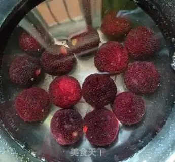 Make Ice cream, plum, plum step 1